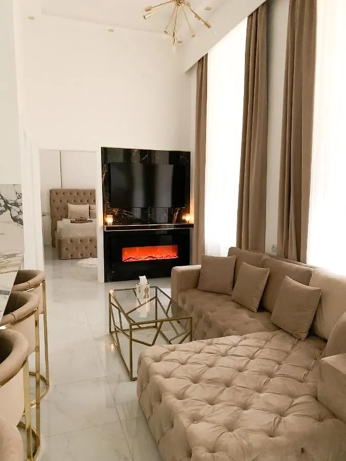 St Stephen Luxury Suit With Jacuzzi And Sauna Budapest Apartment