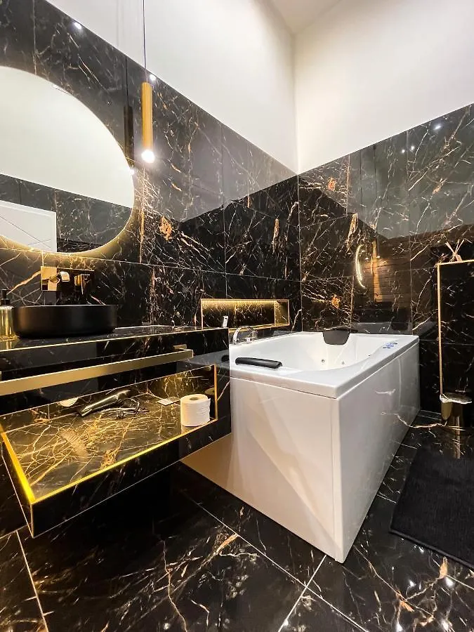 St Stephen Luxury Suit With Jacuzzi And Sauna Apartment Budapest